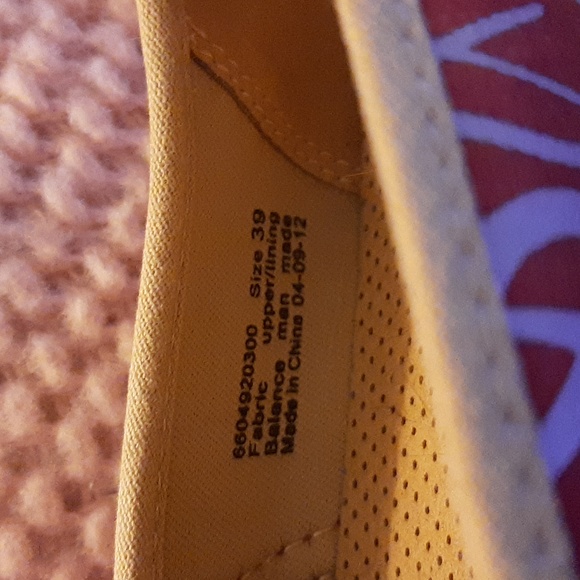 Womens Dansko fabric clogs Size 39 Dark Pink, Blue, and Tan - Picture 6 of 7